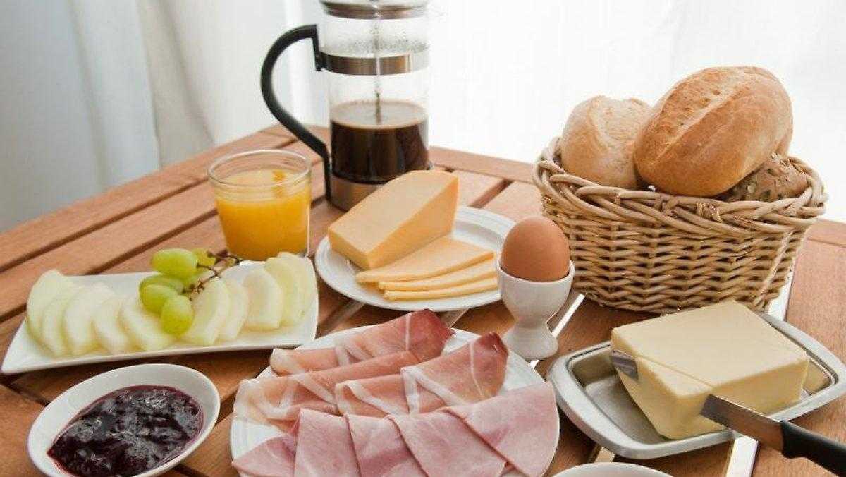 Омлет — рецепты приготовления омлета на сковороде