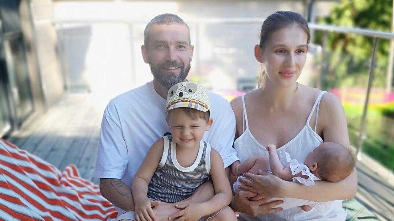Кто из «золотой молодежи» в 18 выглядит на все 30