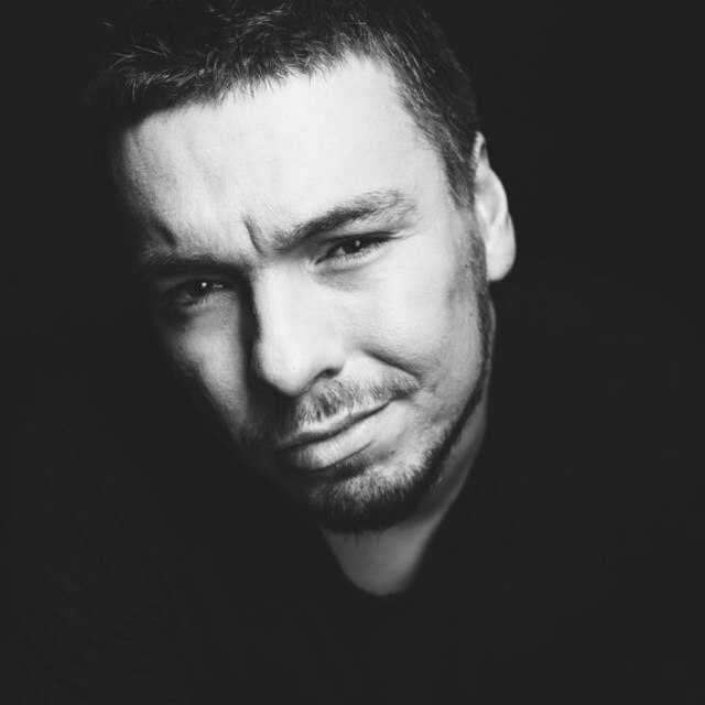 Павел Мурашов — музыкальный директор и аранжировщик, известный по работе с артистами Black Star во главе с Тимати и другими топовыми российскими и зарубежными исполнителями WMJru пообщался с Павлом о музыке и личном