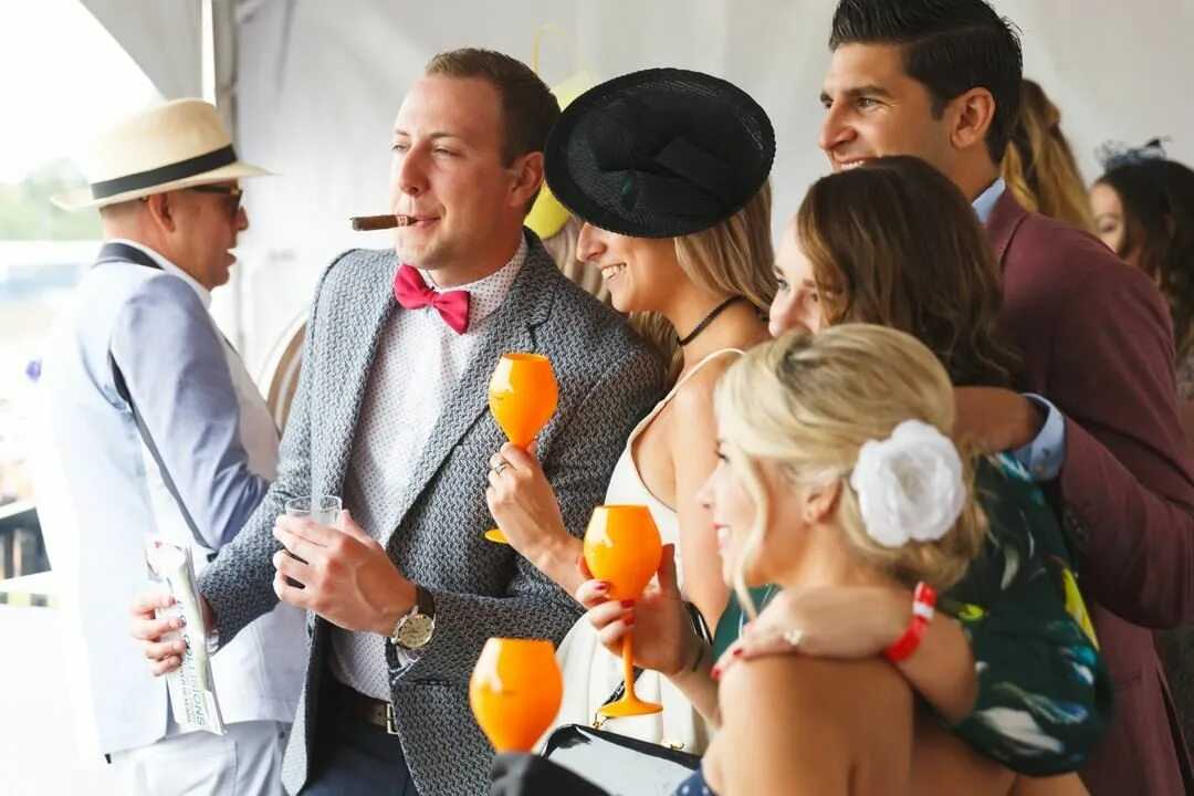 One direction in behind the scenes video from their dapper vogue fashion shoot | daily mail online