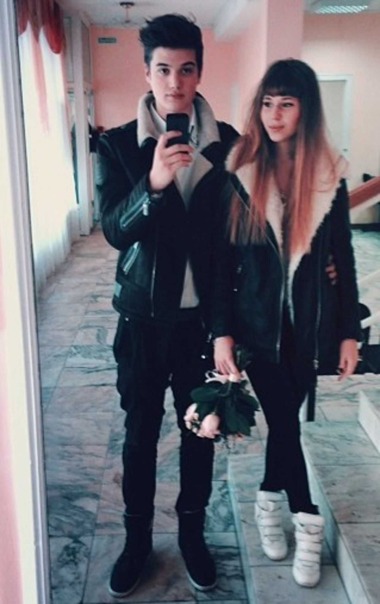 Уволенный из «mband» солист сменил жену на мишу. молодую группу mband покинул один из участников из-за профнепригодности