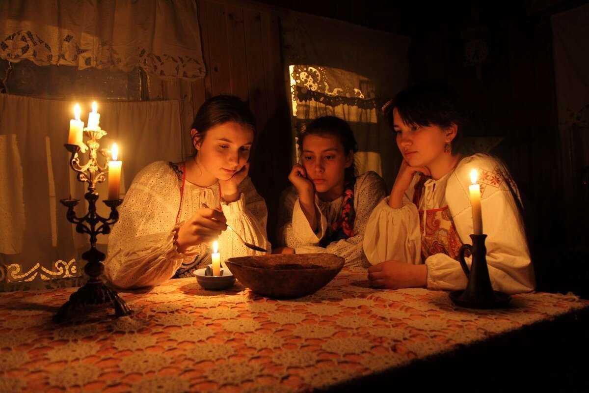 Святочные гадания на суженого: современные и проверенные