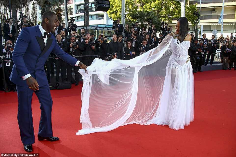 Post engagement, idris elba and sabrina dhowre are doing love tour. scroll down to know how he proposed her