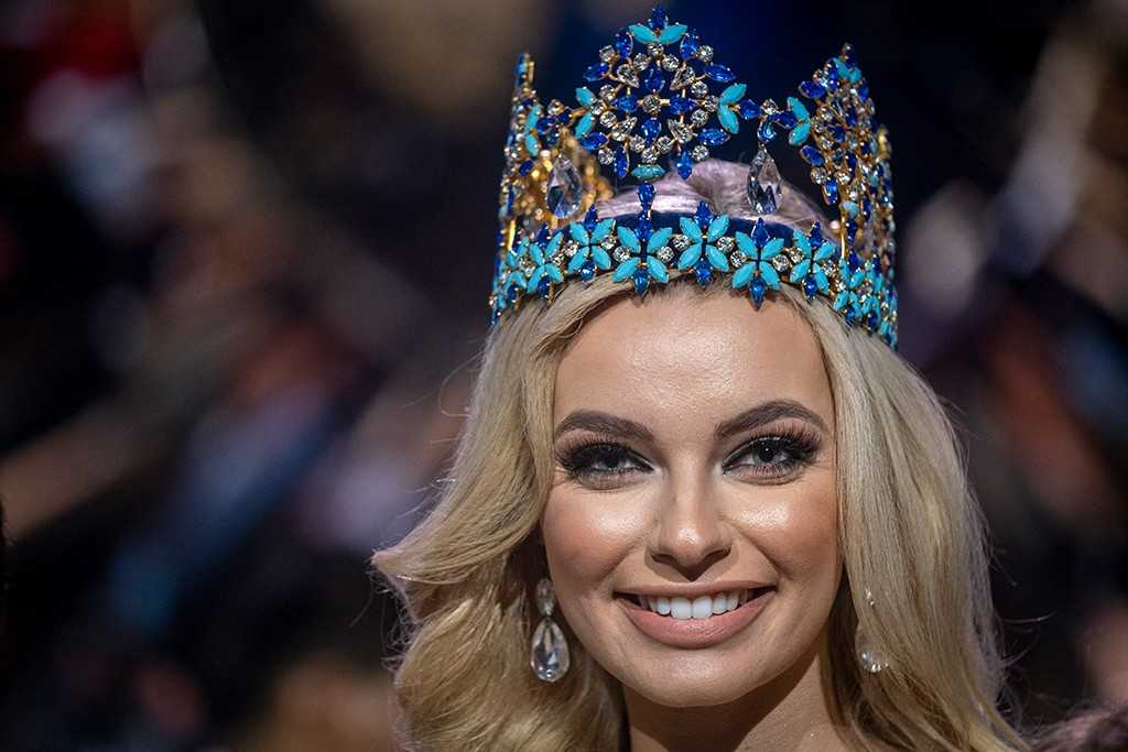 Самая красивая девочка в мире. школа замерла в восхищении: самая красивая девочка в мире пошла в первый класс — мила кунис