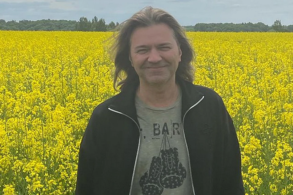 Маликов в день рождения устроил концерт и получил в подарок торт со своей копией