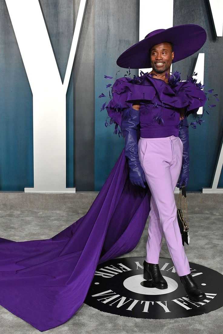Billy porter's hat on the grammys red carpet has become a meme