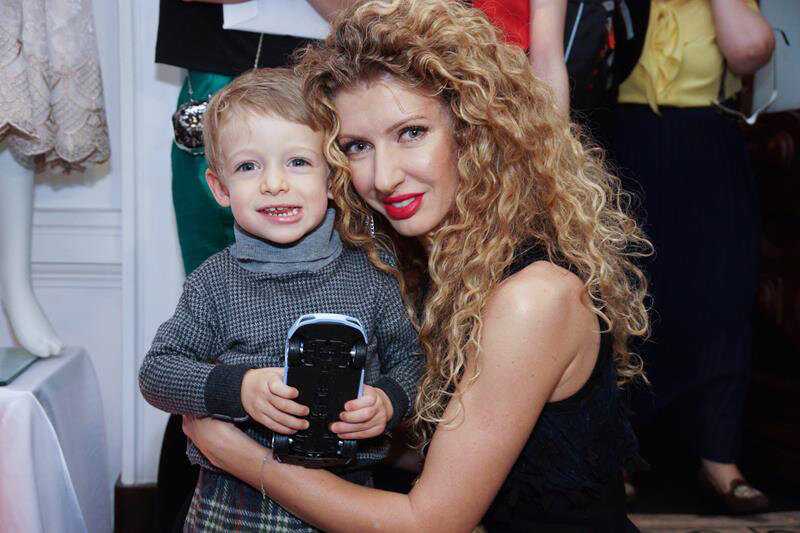 42-летняя певица натали призналась, что ждет третьего ребенка