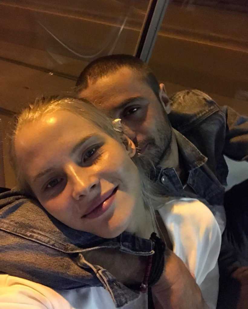 Илья глинников пытался покончить с собой из-за бывшей девушки. кто из участниц шоу «холостяк» вышел замуж? девушки проекта, которые стали невестами в реальной жизни, а не на экране женился ли тимур батрутдинов после шоу «холостяк»