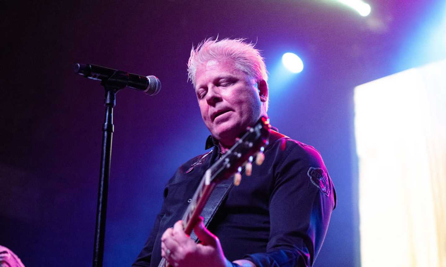 The offspring’s dexter holland shares the truth of being a doctor and pilot