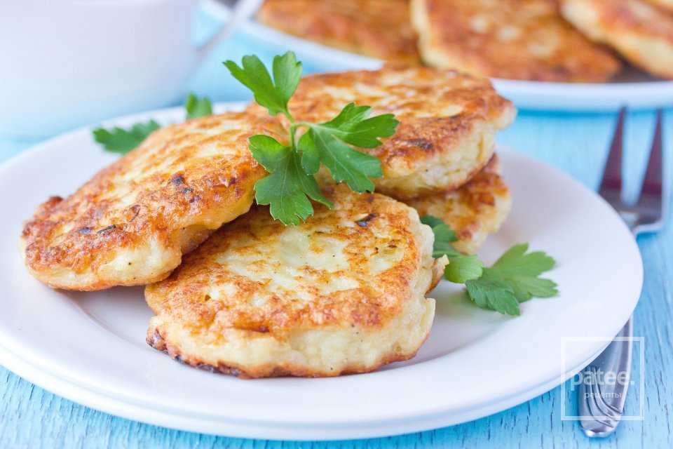 Куриные оладьи: 10 вкусных рецептов