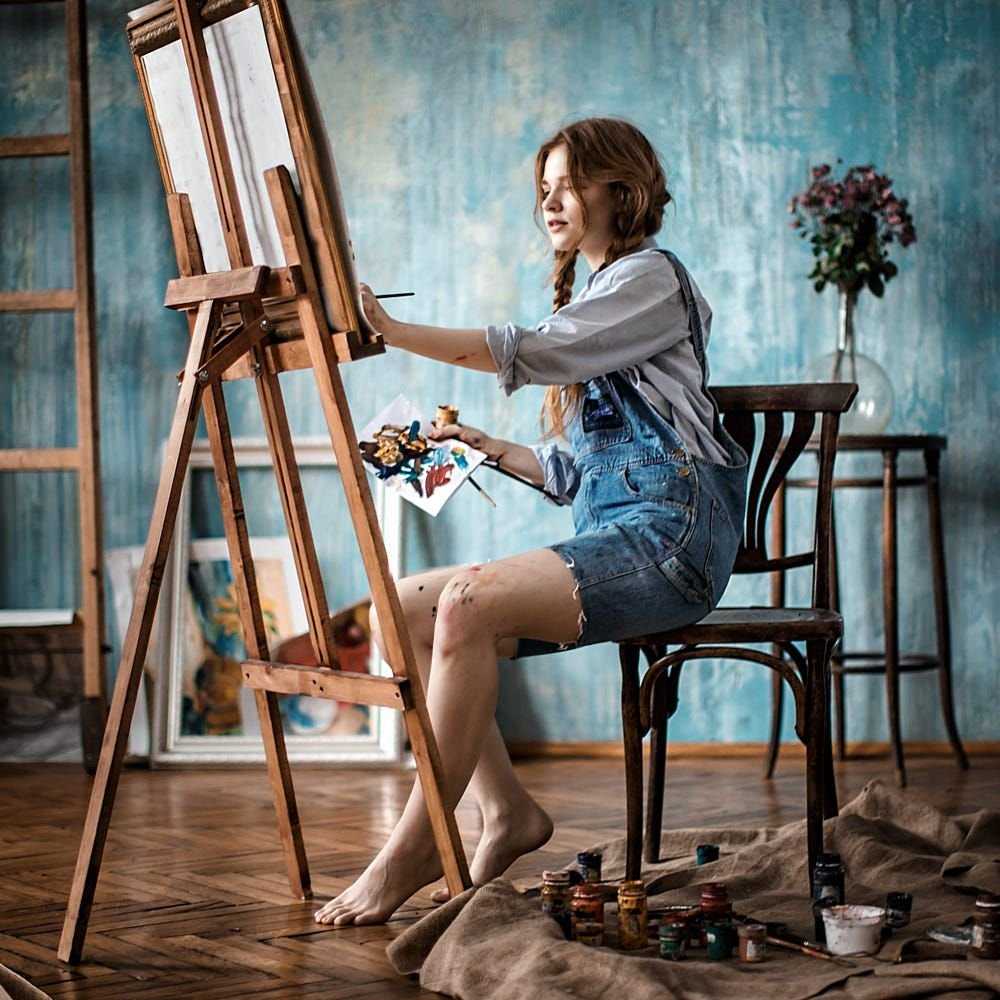 Полностью белая квартира, шкура медведя на полу и гостиная в буржуазном стиле: в каких домах живут рудковская, пугачева, киркоров и стас михайлов