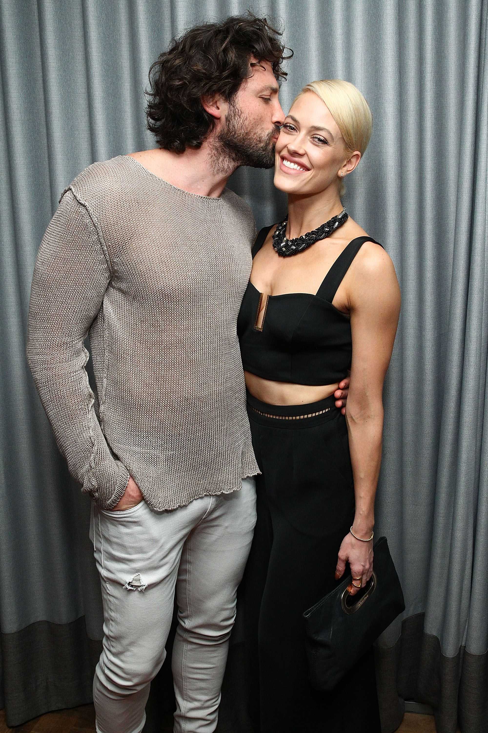 Dancing with the stars maksim chmerkovskiy and peta murgatroyd are married, wedding and proposal photos