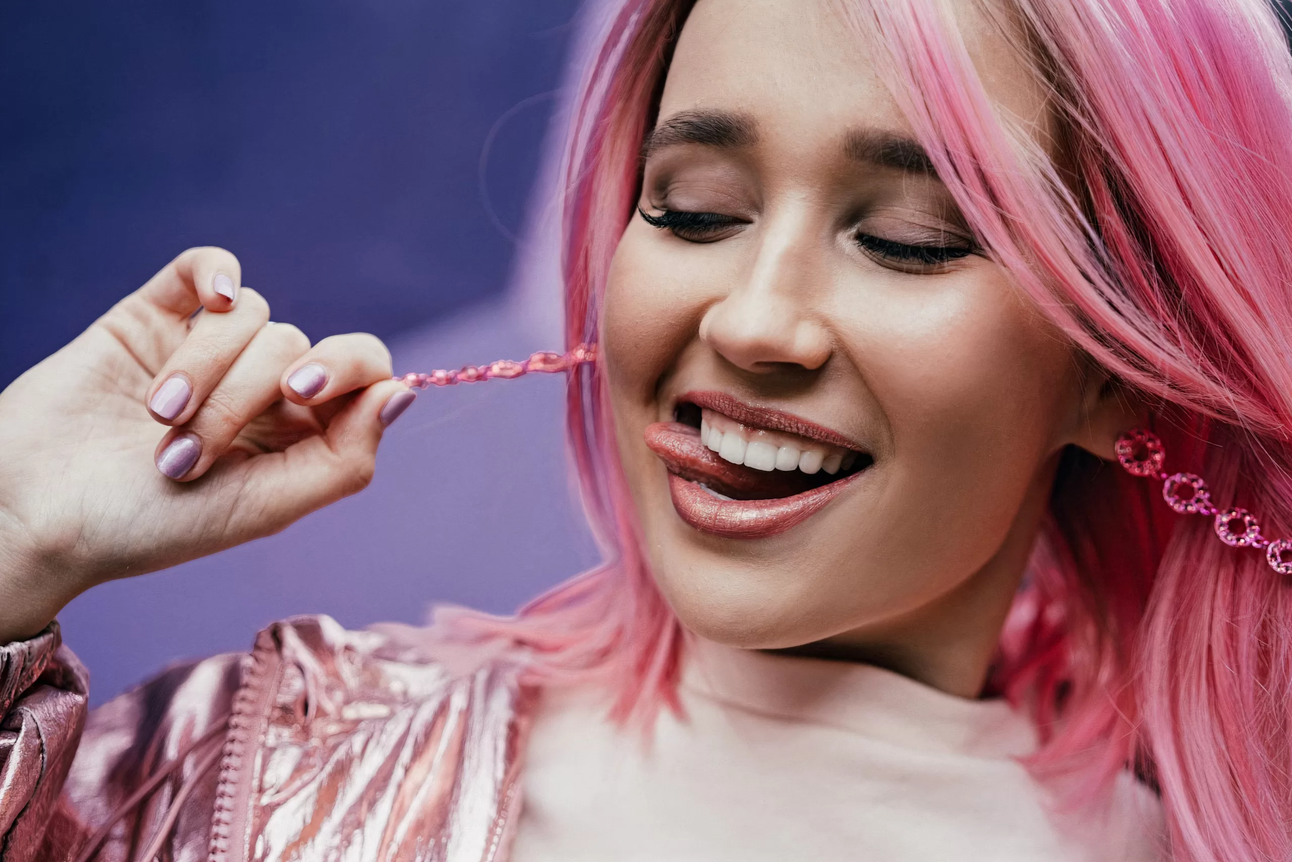 Клава кока: фото без макияжа и ее смешные истории про красоту - glamr.ru