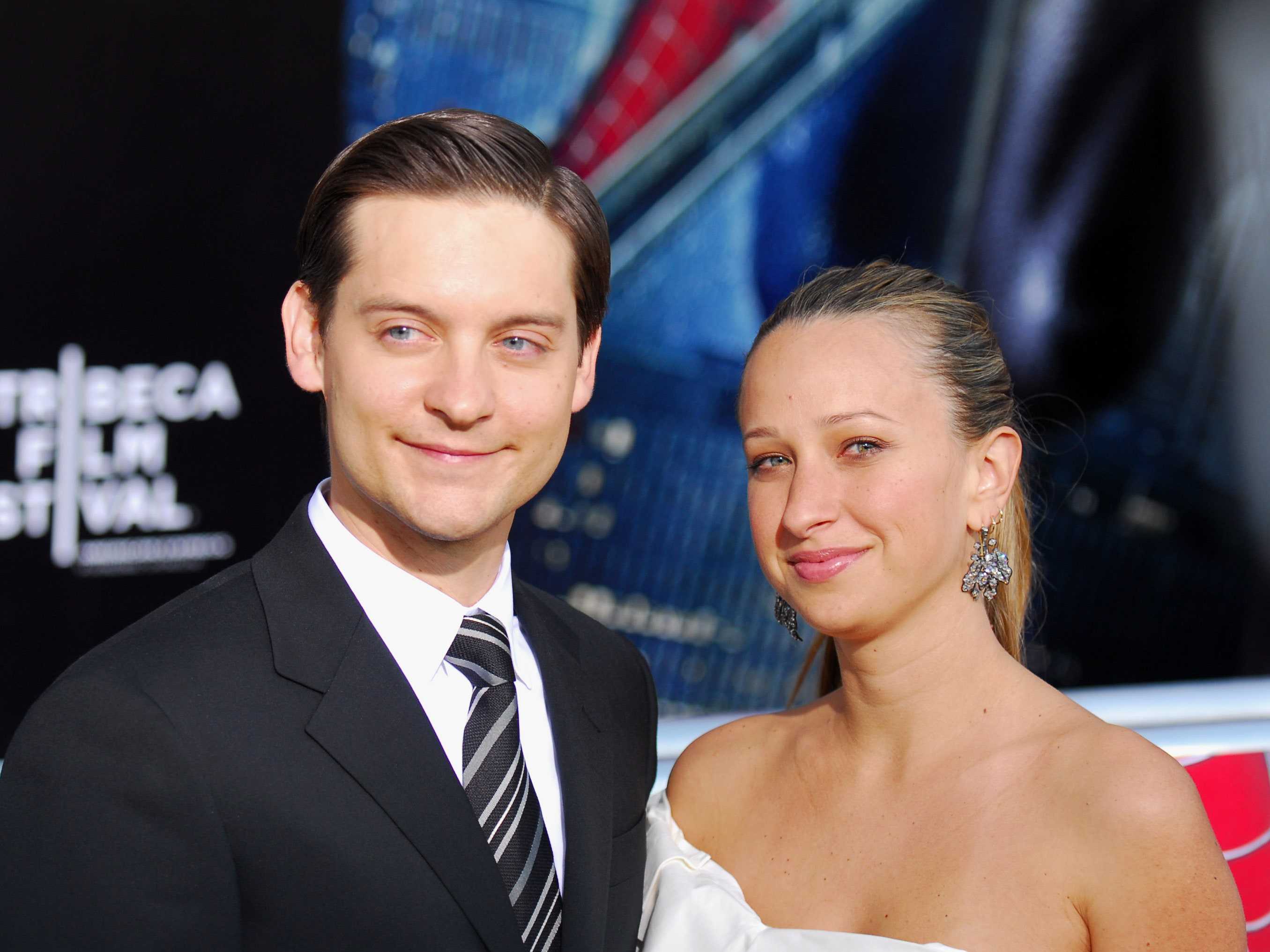 Настоящая причина развода тоби магуайра и дженнифер мейер